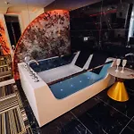 Park Inn, Hotel