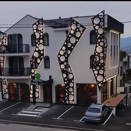 ホテル Park Inn, ブゴイノ