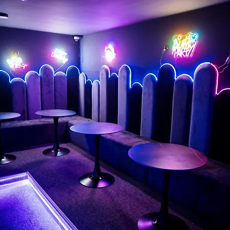 Park Inn, 3* 부고즈노