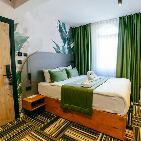 Park Inn, 3*