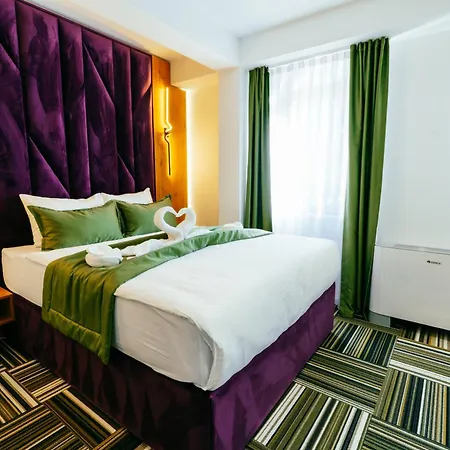 Park Inn, Hotel