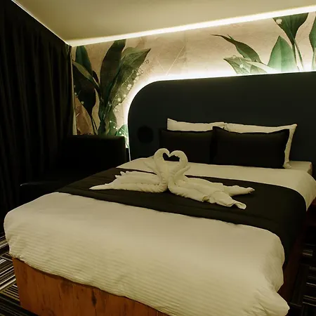 Park Inn,